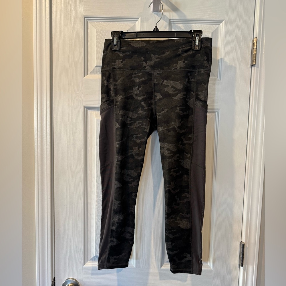 Fabletics Powerhold Leggings